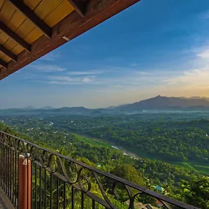 Ceyloni Panorama Hotel Kandy